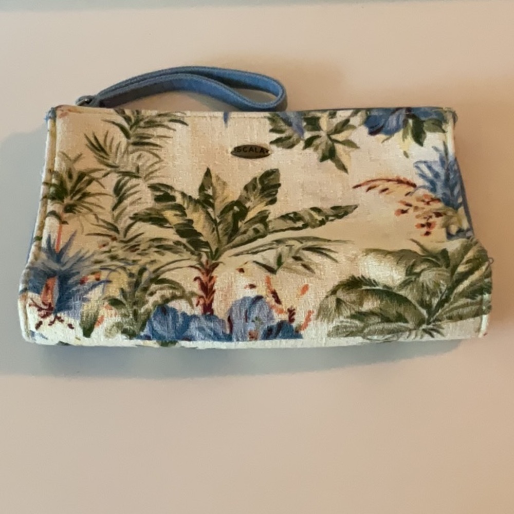 Scala Floral Print Clutch